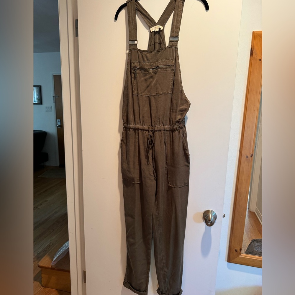 Olive overalls, Lovestich, small